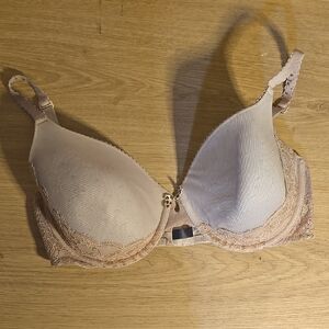 Ambrielle Cream Underwire Bra with Lace Trim 38D